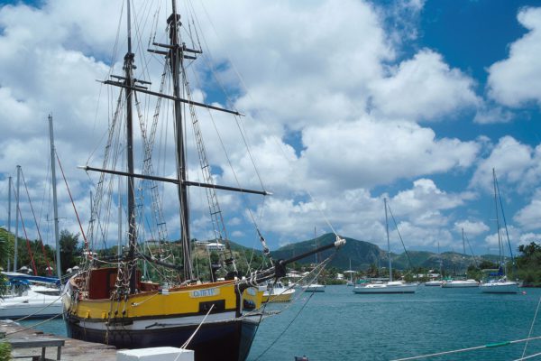 ANTIGUA & BARBUDA - SAILING IMAGE Nelsons Dockyaard